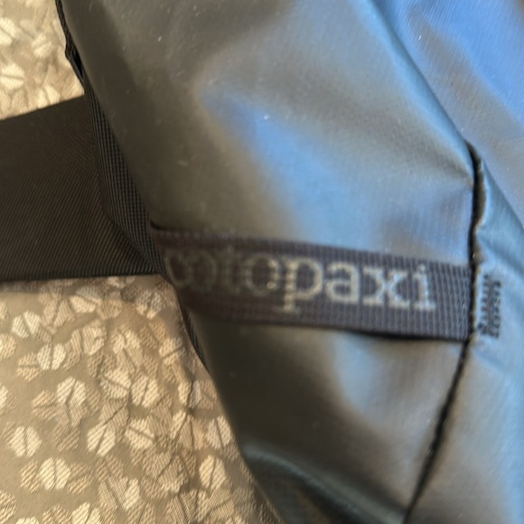 NWOT Cotopaxi Allpa 35L Travel Pack black never used - Picture 2 of 9